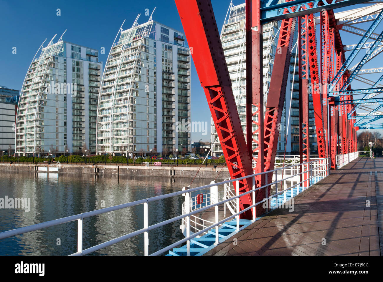 NV Apartments & The Detroit Swing Bridge, Huron Basin, Salford Quays, Greater Manchester, England, UK Stock Photo