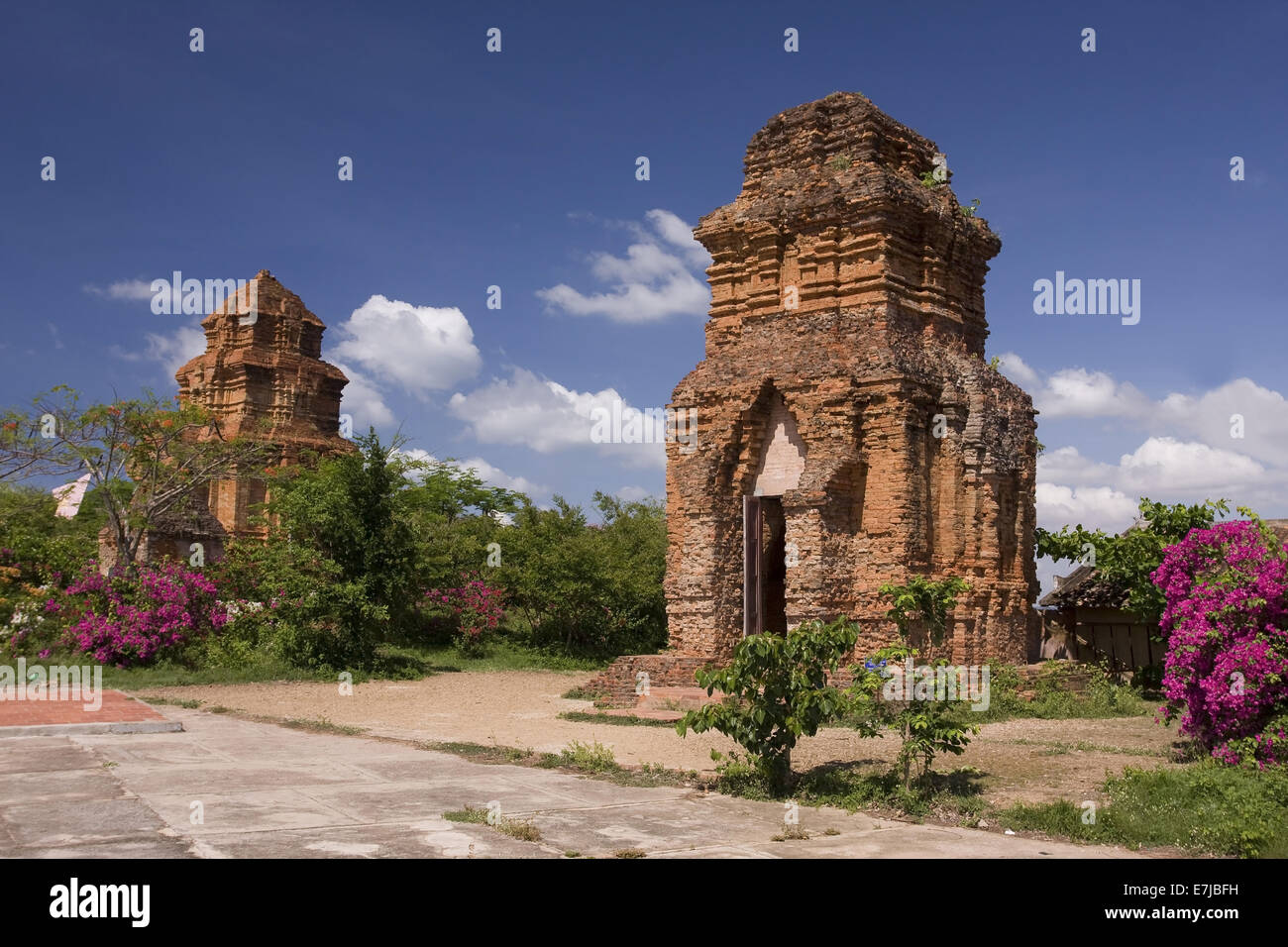 old, architecture, Asian, Asia, outside, building, Cham, historical, culture, Mui, Ne, Phan, bottom, South-East Asia, Shanu, tem Stock Photo