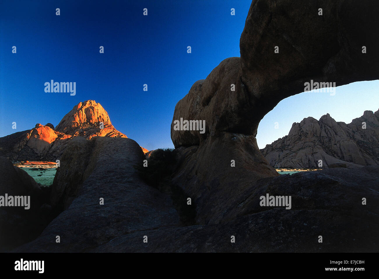 Namibia Cliffs Africa, cliff, Namibia, sunrise, Spitzkoppe, rock arch, curve Stock ...