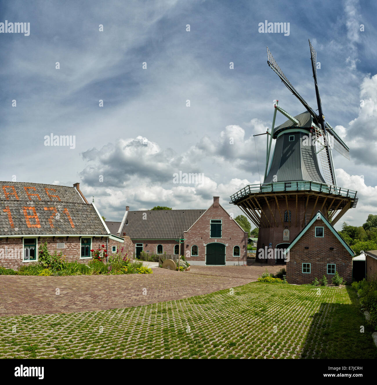 Holland, Europe, Koog aan de Zaan, Koedijk, Noord-Holland, Netherlands, windmill, summer, Windmill, Golden Angel, Stock Photo