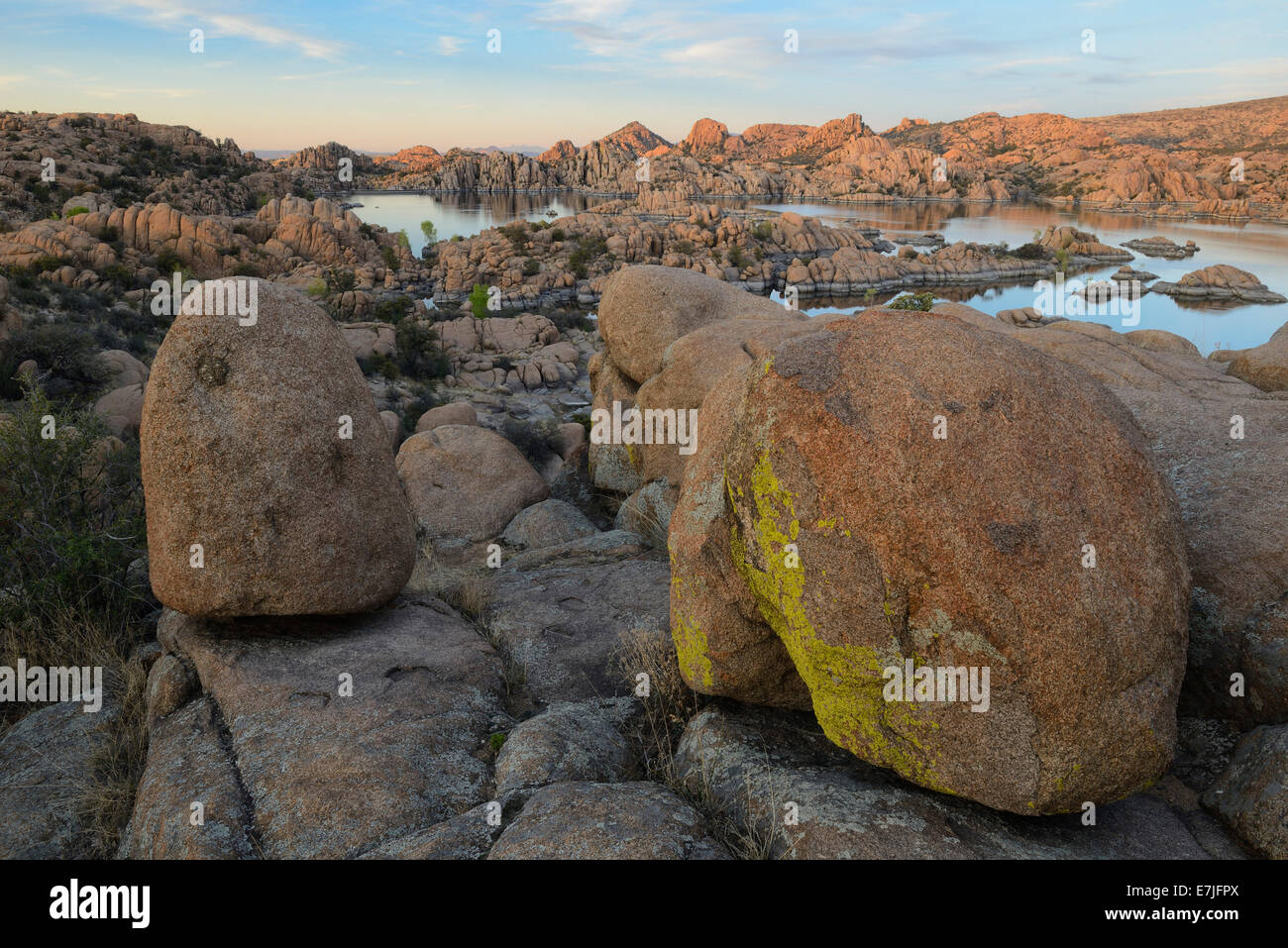 USA, United States, America, Arizona, Watson Lake, reservoir, red rocks ...