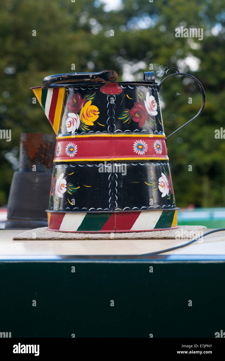 Painted Canalware Hi res Stock Photography And Images Alamy painted-canalware-hi-res-stock-photography-and-images-alamy
