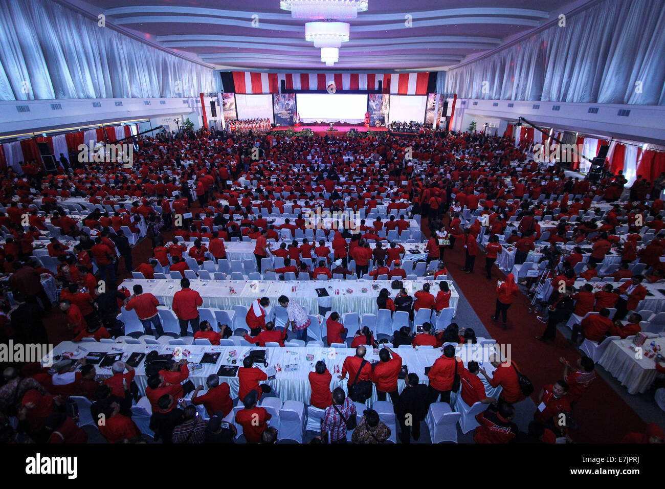 Semarang, Indonesia. 19th September, 2014. Party cadres attend the 4th national working meeting of PDI-P at Marina Convention Hall in Semarang, Central Java, Indonesia. The national meeting attended by 1,590 party cadres from all over Indonesia and take place from 19-21 September 2014. The meeting is expected to change the 10-year mindset of the PDI-P, as it has switched to being the ruling party from being the opposition party. Credit:  PACIFIC PRESS/Alamy Live News Stock Photo