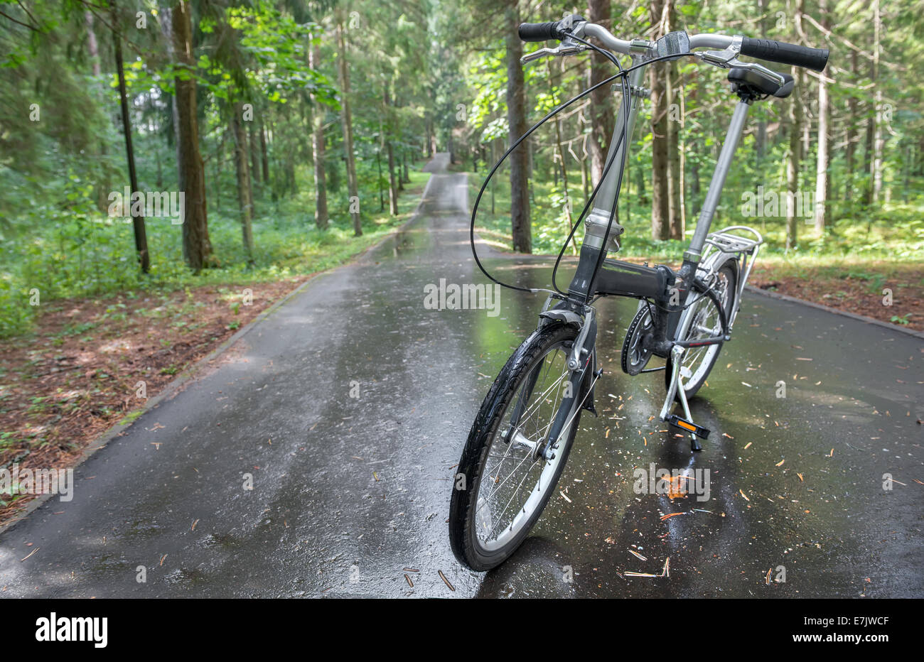 road bike in the rain