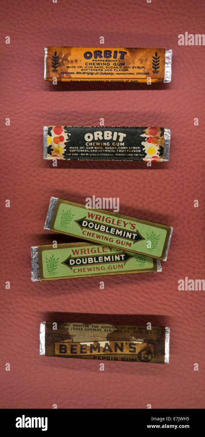 Old Orbit, Wrigley's and Beeman's chewing gum wrappers from American