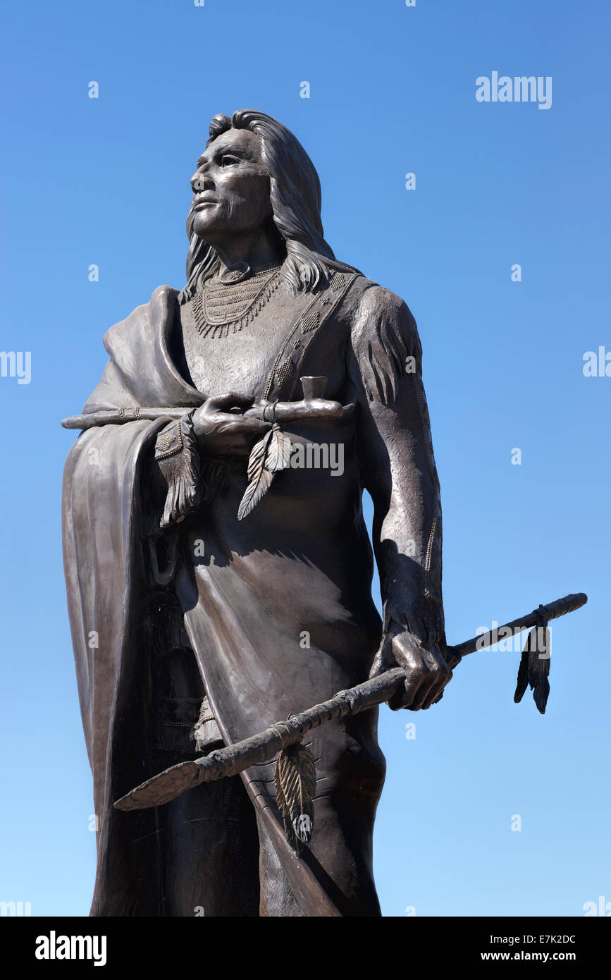 Statue of Yellow Bird, a chief of the Walla Walla Indians, Walla Walla