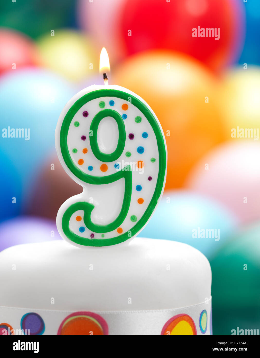 Candle birthday number cake hi-res stock photography and images - Alamy