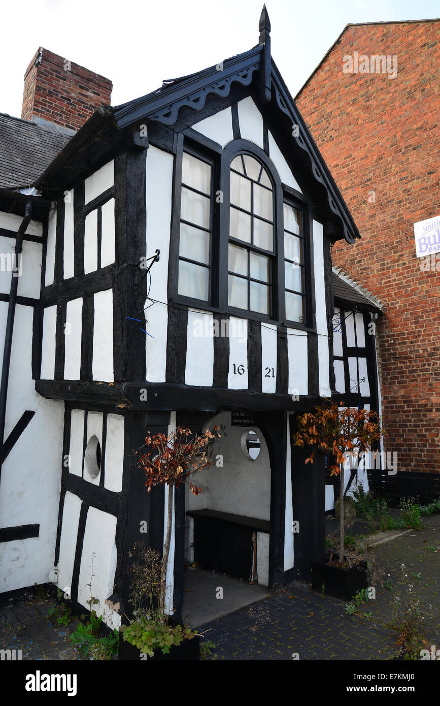 17th century timber-framed building, Salop Road, Oswestry, Shropshire, England, United Kingdom Stock Photo