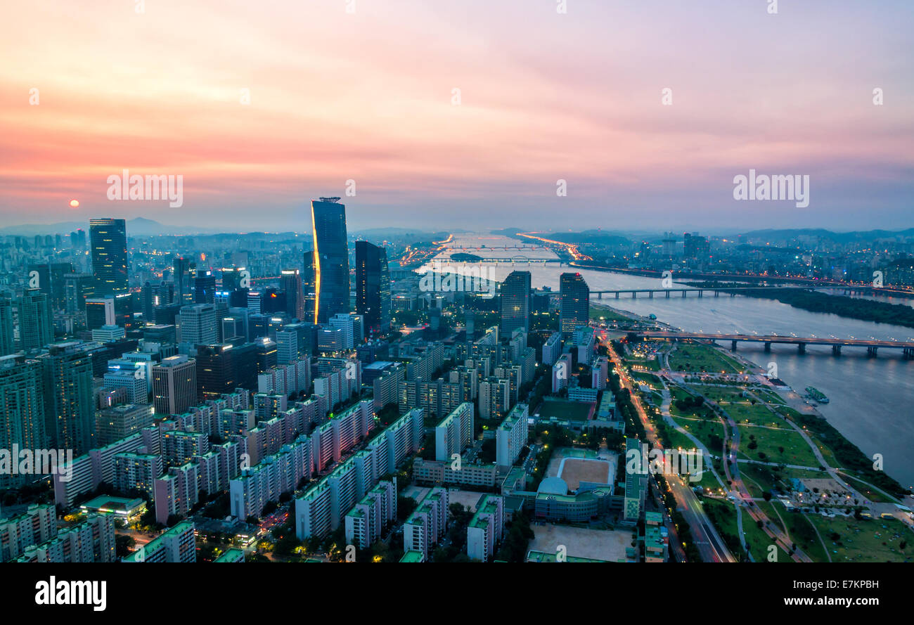Seoul skyline hi-res stock photography and images - Alamy