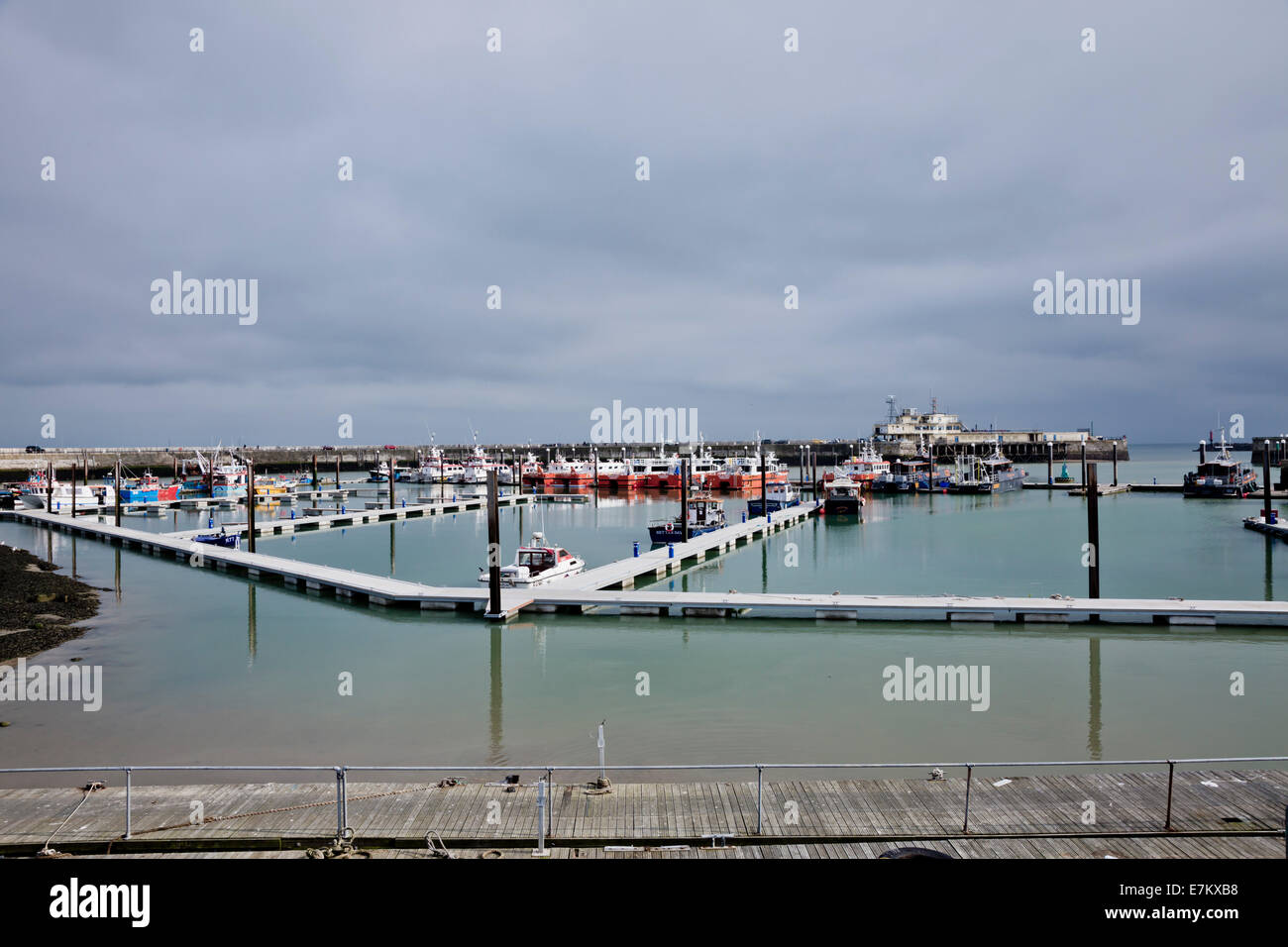 Ramsgate pier hires stock photography and images Alamy