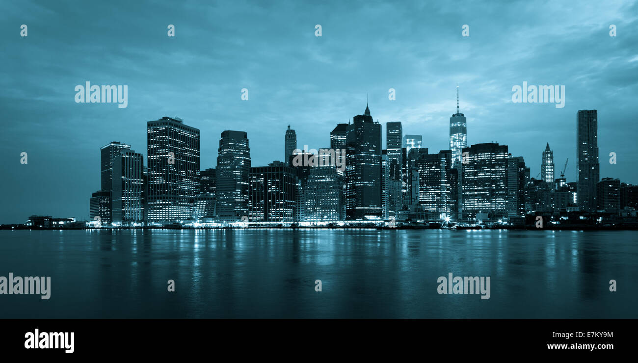 New York - Panoramic view of Manhattan Skyline by night Stock Photo - Alamy