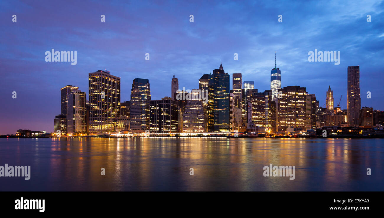 New York - Panoramic view of Manhattan Skyline by night Stock Photo - Alamy