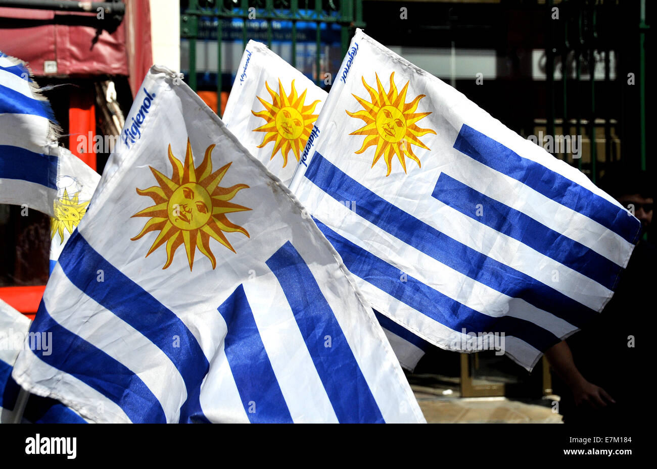 collectible silk flags 1916 club Nacional de Football and Uruguay Onward