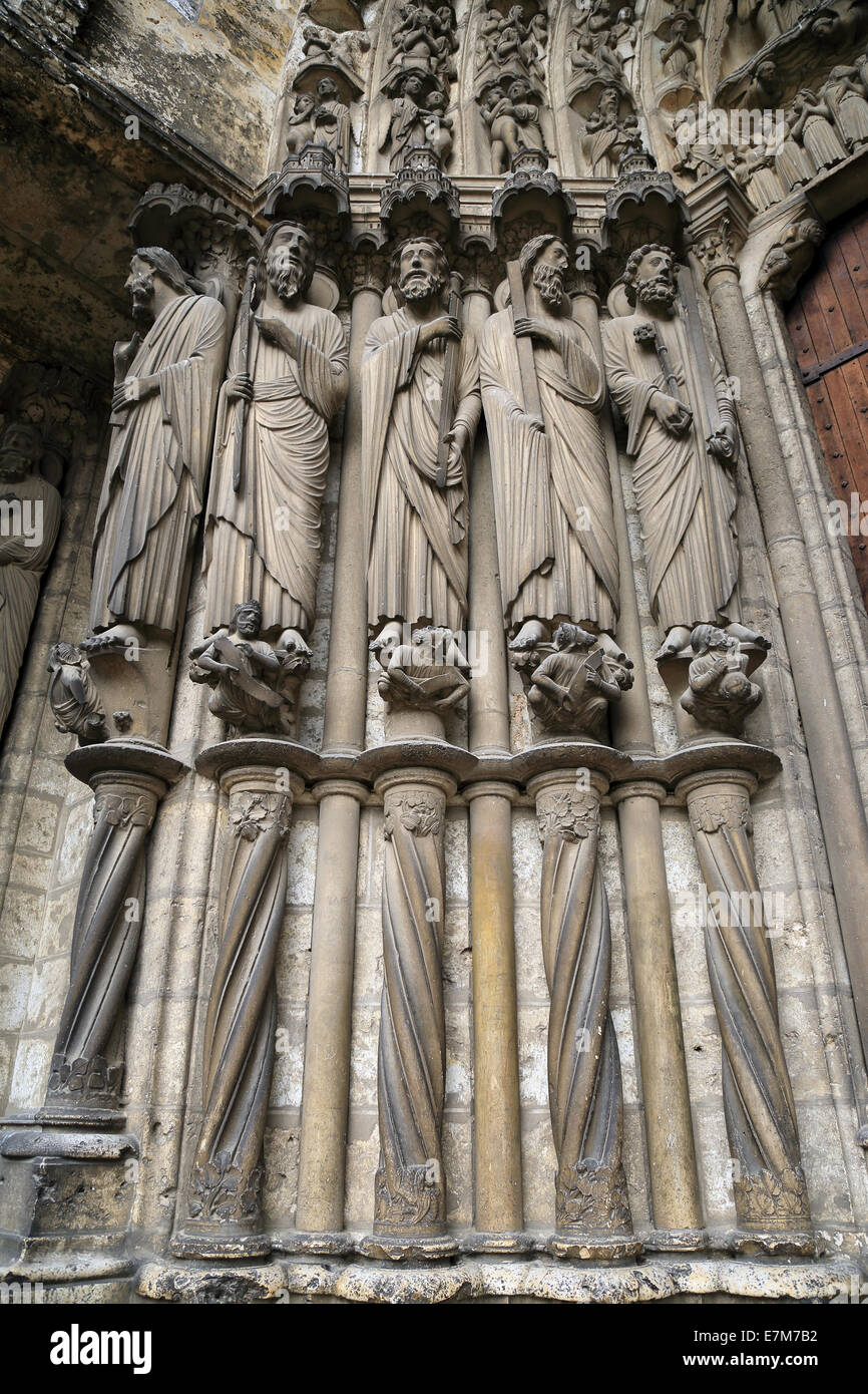 Cathedral Notre Dame, Cloitre Notre Dame , Chartres, Eure et Loir, Centre, France Stock Photo