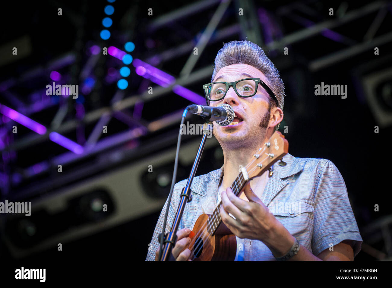 Simon Land singer with Creme de Chevre performing at the Brownstock Festival in Essex Stock