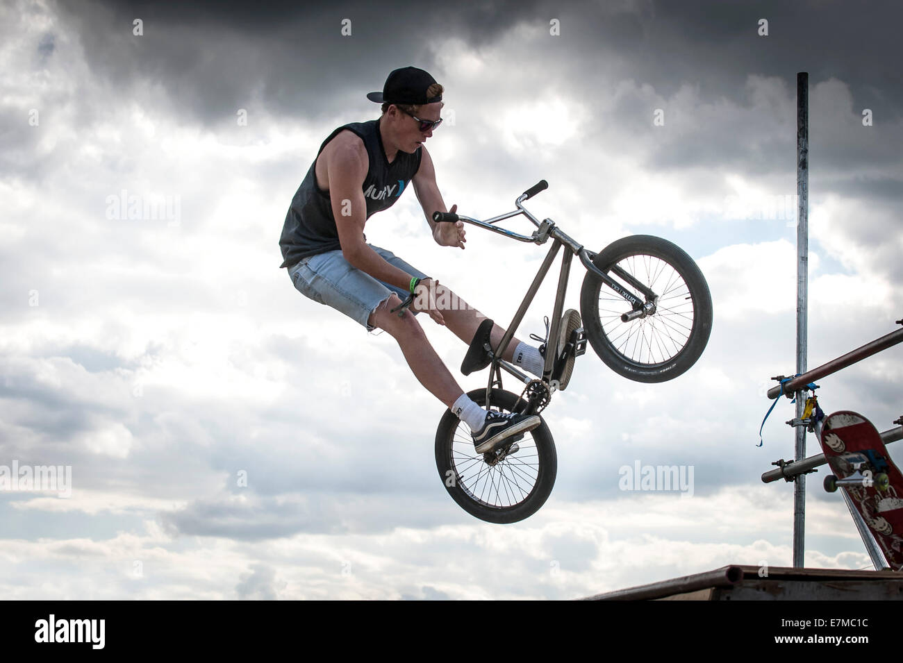 Bmx trick hi-res stock photography and images - Alamy