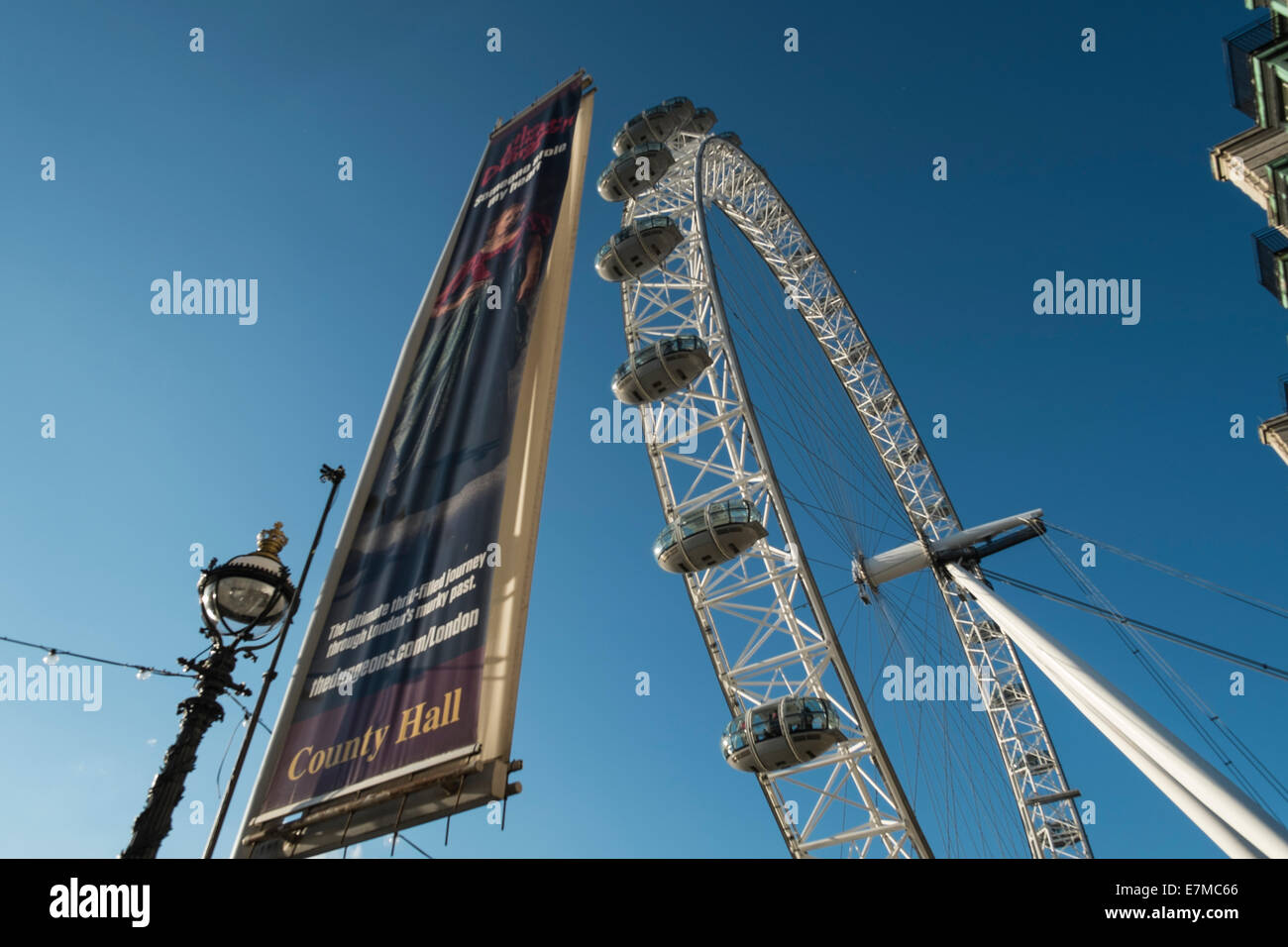Details of the London Eye with deep blue skies Stock Photo - Alamy