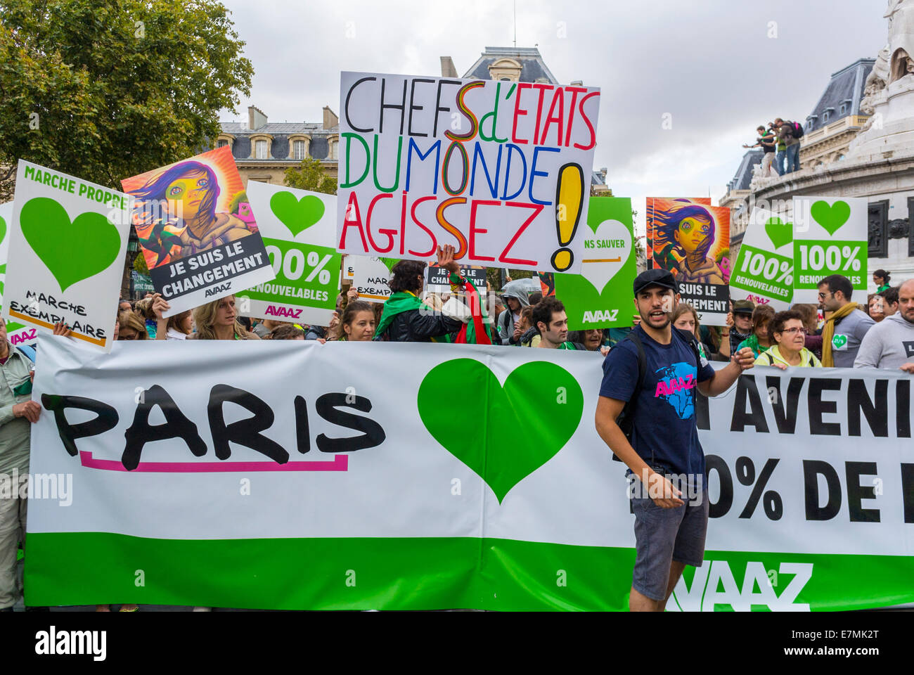 Paris, France, Public Demonstration, International Climate Change March and Rally French Crowd Holding French climate protest sign, poster and Banners on Street, protests france ecology demonstration, France Protests Stock Photo