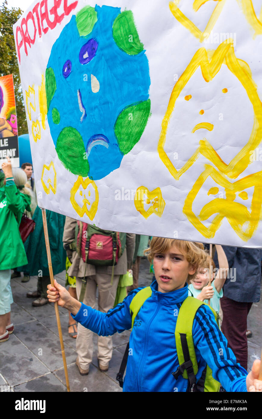 Paris, France, Public Energy Demonstration, International UN Climate Change March, Young Boy Holding Hand Made French climate protest sign, poster, protesters banners, children Stock Photo