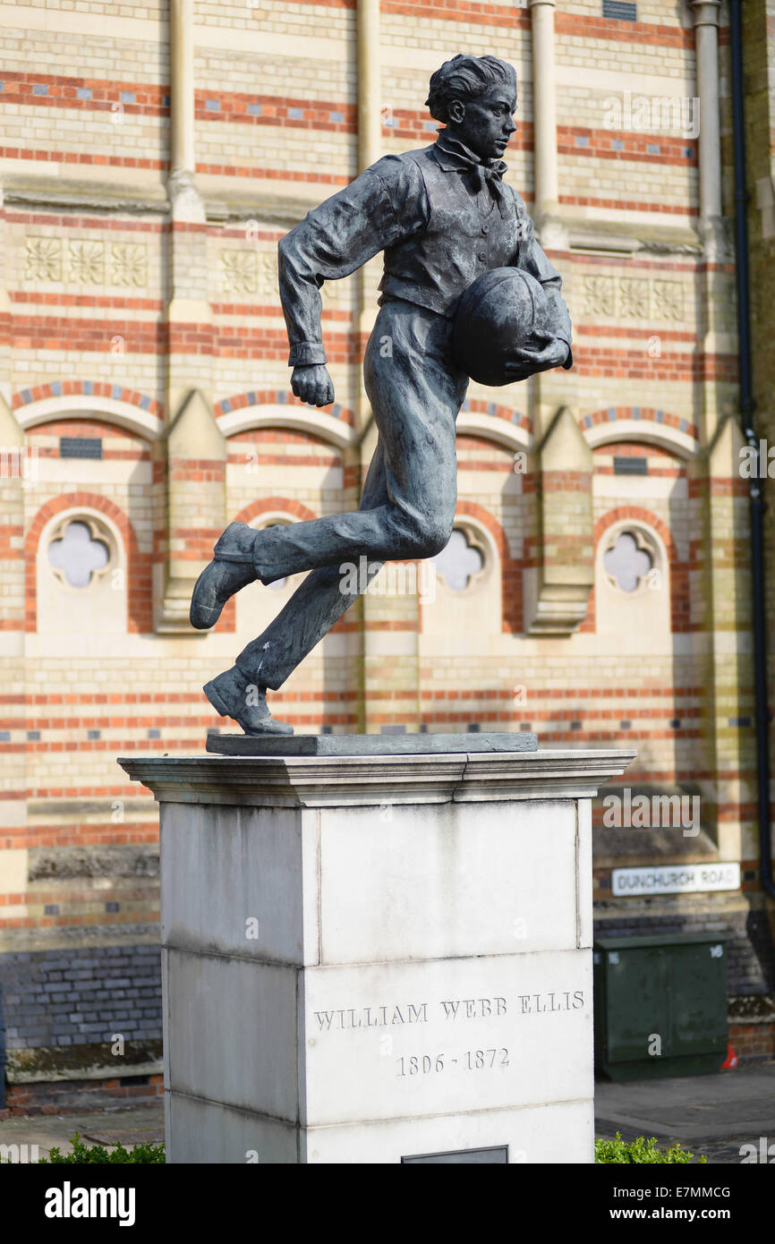 William Webb Ellis statue, outside Rugby School, Rugby, Warwickshire. The former schoolboy was the founder of the sport of rugby Stock Photo