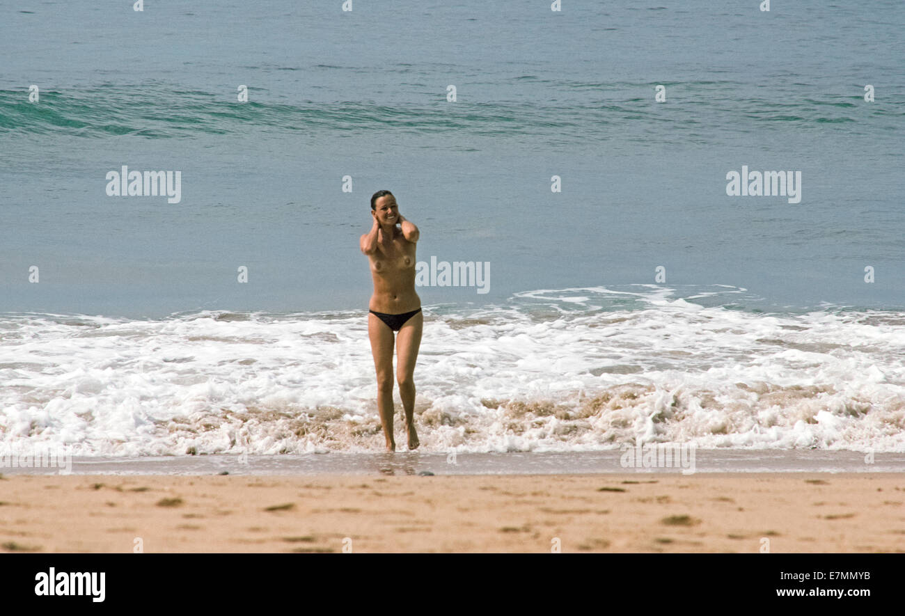 Nude young women and men were common sights on beaches in Goa, India,  during the hippie era of the 1960s and 1970s Stock Photo - Alamy