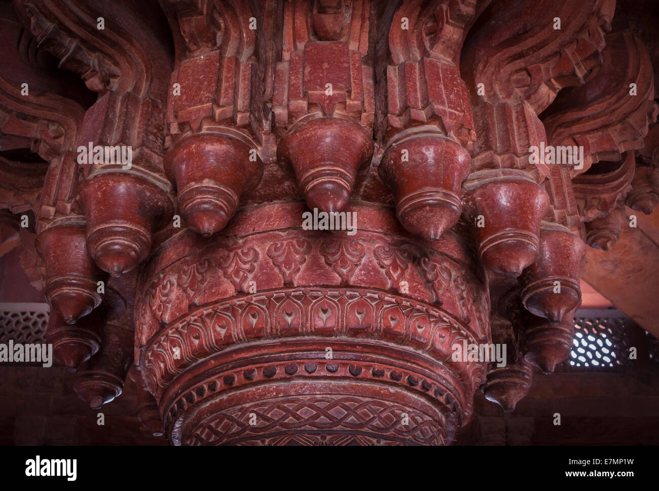 India, Uttar Pradesh, Fatehpur Sikri, Diwan-i-Khas Interior Detail Stock Photo