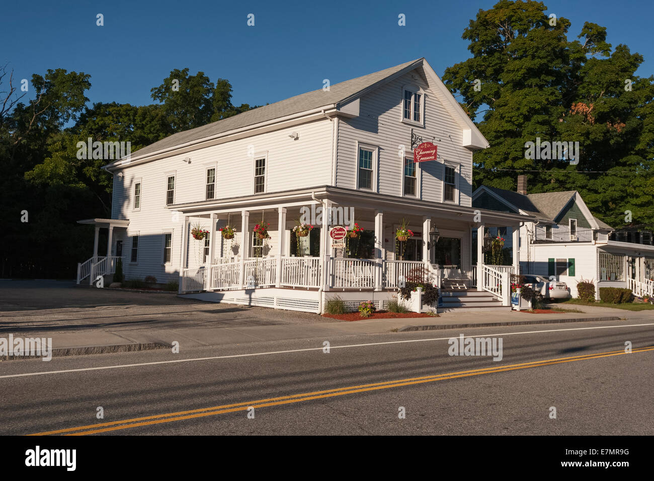 Street scene of New England and the quaint small town of North Scituate