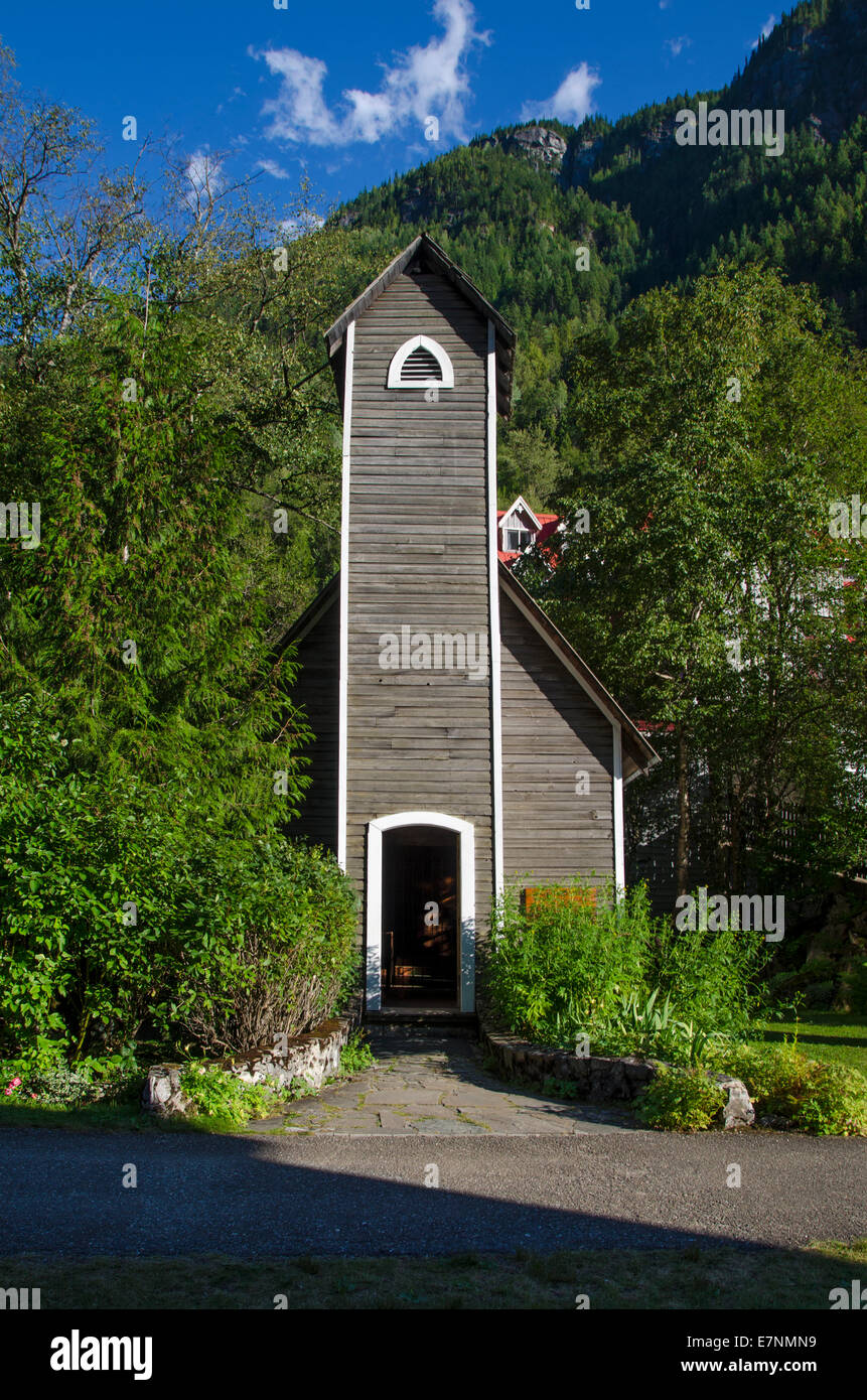 Church, Heritage Ghost Town, 3 Valley Gap hotel, Canada Stock Photo Alamy