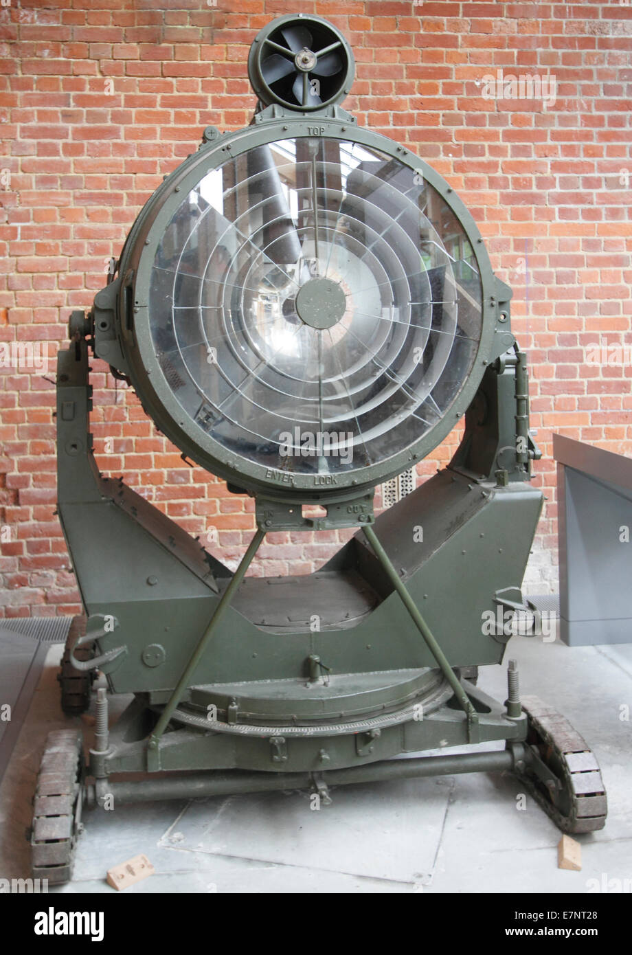 90cm Projector anti aircraft searchlight. beam made by electricity