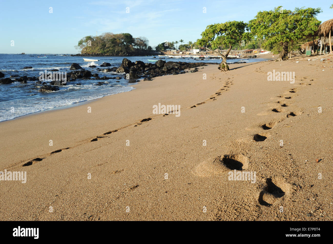 beach, coast, colour, colour, el Salvador, foot, footprint, footprints, footstep, holiday, hot, image, imprint, landscape, leisu Stock Photo