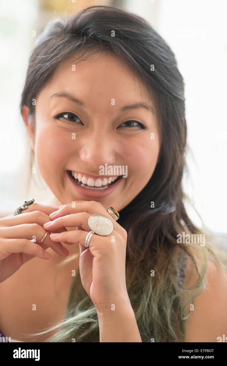 30 year old woman smiling hi-res stock photography and images - Alamy