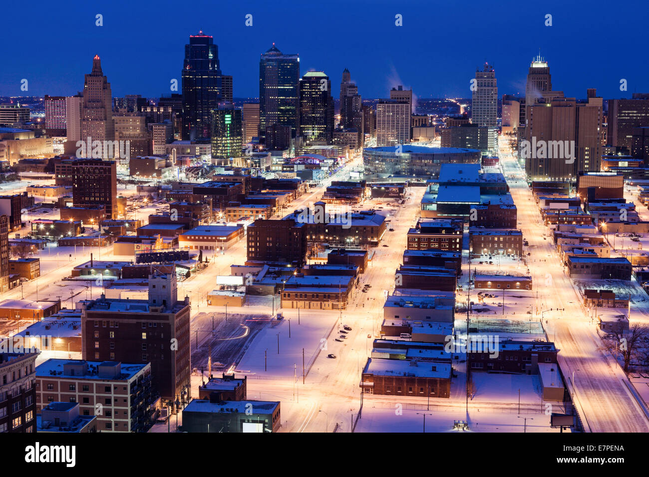 USA, Missouri Kansas City, Elevated view of city in winter Stock Photo