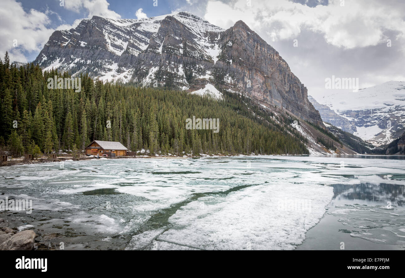 Lake Louise, Banff National Park, Alberta, Canada, North America. Stock Photo