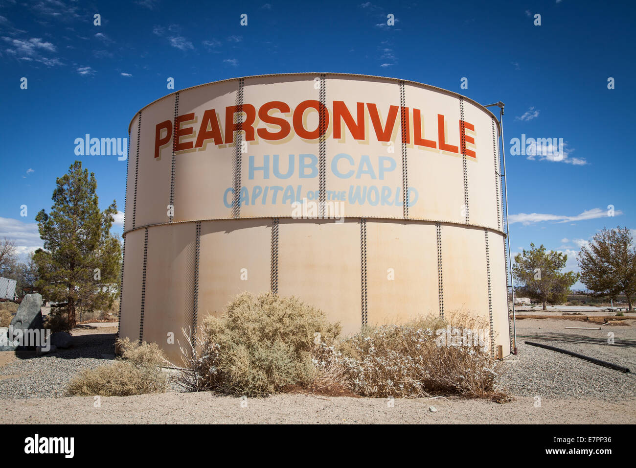 Hub cap hires stock photography and images Alamy