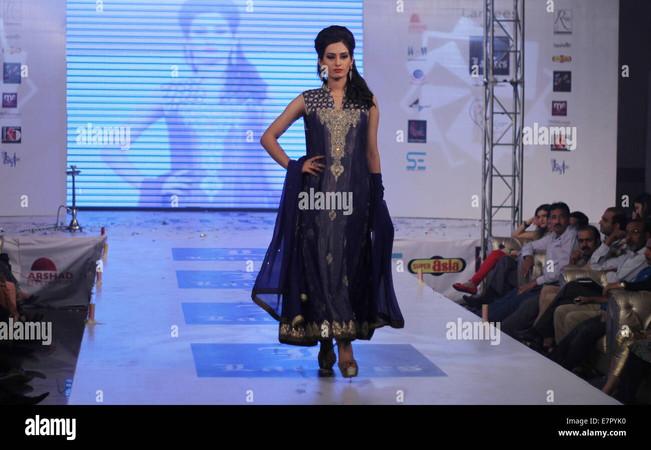 Pakistani Model Ramp Lahore, Pakistan. 21st Sep, 2014. Pakistani model walks on the ramp to ...