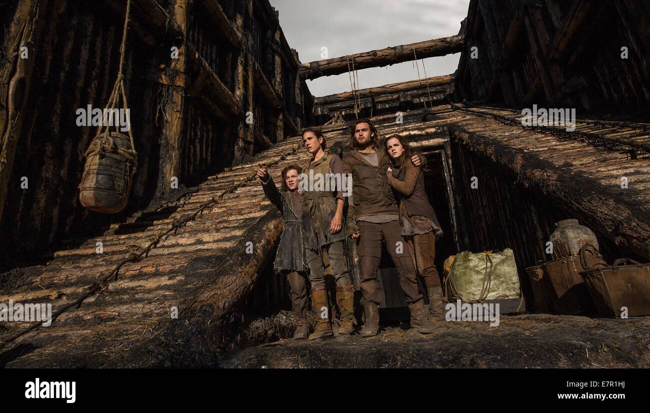 Noah Year : 2014 USA Director : Darren Aronofsky Leo McHugh Carrol, Jennifer Connelly, Douglas Booth, Emma Watson Stock Photo