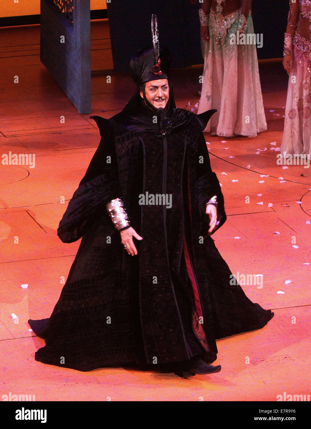 Opening night of Broadway's Aladdin at the New Amsterdam Theatre - Curtain  Call. Featuring: Jonathan Freeman Where: New York City, New York, United  States When: 20 Mar 2014 Stock Photo - Alamy