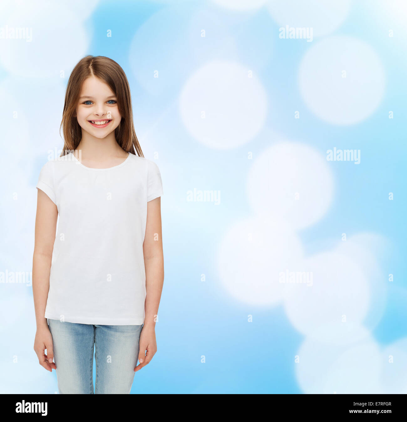 Girl in blank white shirt hi-res stock photography and images - Alamy