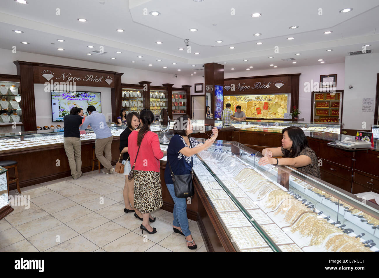 Vietnamese-Americans, Vietnamese-American women, shoppers, shopping, jewelry store, Asian Garden Mall, city of Westminster, Orange County, California Stock Photo