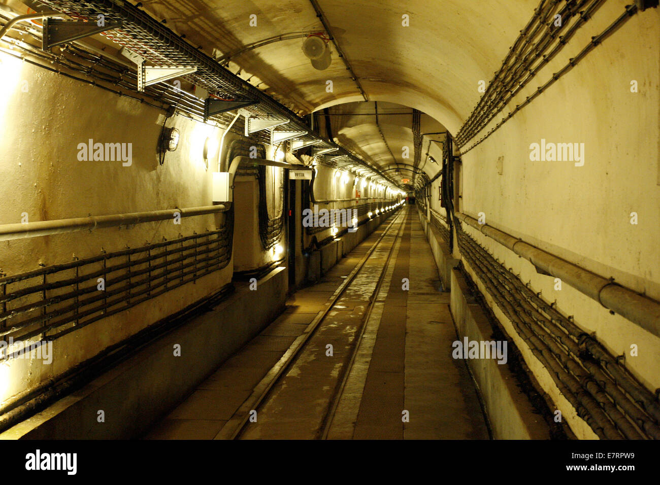Bitche, France. 13th Aug, 2008. View into a hallway in Fort Simserhof, a Maginot Line Fortress, near Bitche, France, 13 August 2008. Photo: Daniel Karmann/dpa/Alamy Live News Stock Photo