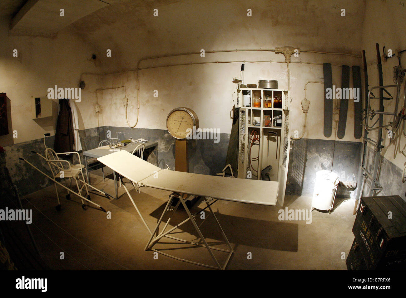 Bitche, France. 13th Aug, 2008. View of the hospital ward in Fort Simserhof, a Maginot Line Fortress, near Bitche, France, 13 August 2008. Photo: Daniel Karmann/dpa/Alamy Live News Stock Photo