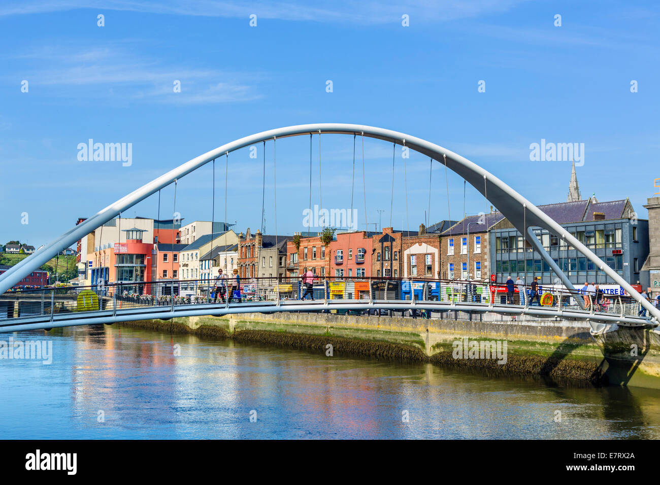 The Hugh De Lacy Bridge Over The River Boyne Drogheda County Louth Stock Photo Alamy