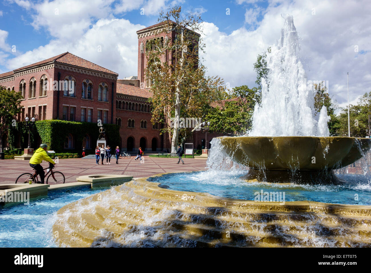 Los Angeles California,Downtown,LA,USC,University of Southern California,university,college,campus,higher education,Hahn Central Plaza,Bovard Administ Stock Photo