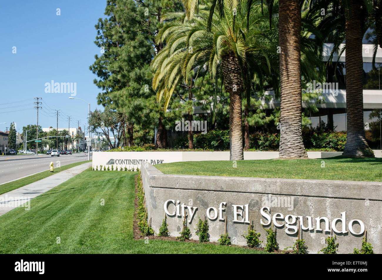 Los Angeles California,LA,El Segundo,Rosecrans Ave,sign,palm,wall,landscaping,sidewalk,street,Continental Park,industrial park,lawn,CA140403002 Stock Photo