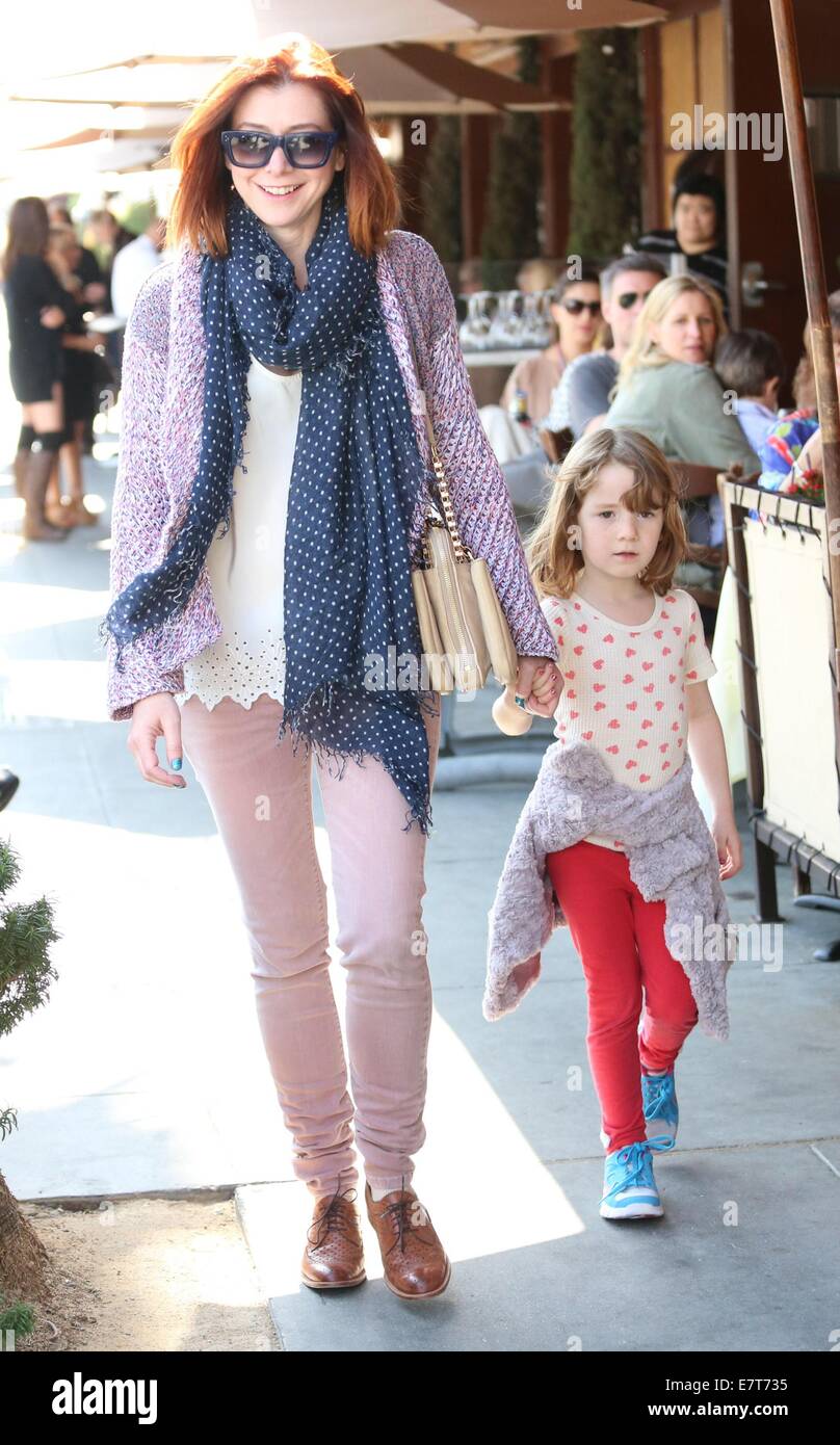 Alyson hannigan and satyana marie denisof hires stock photography and