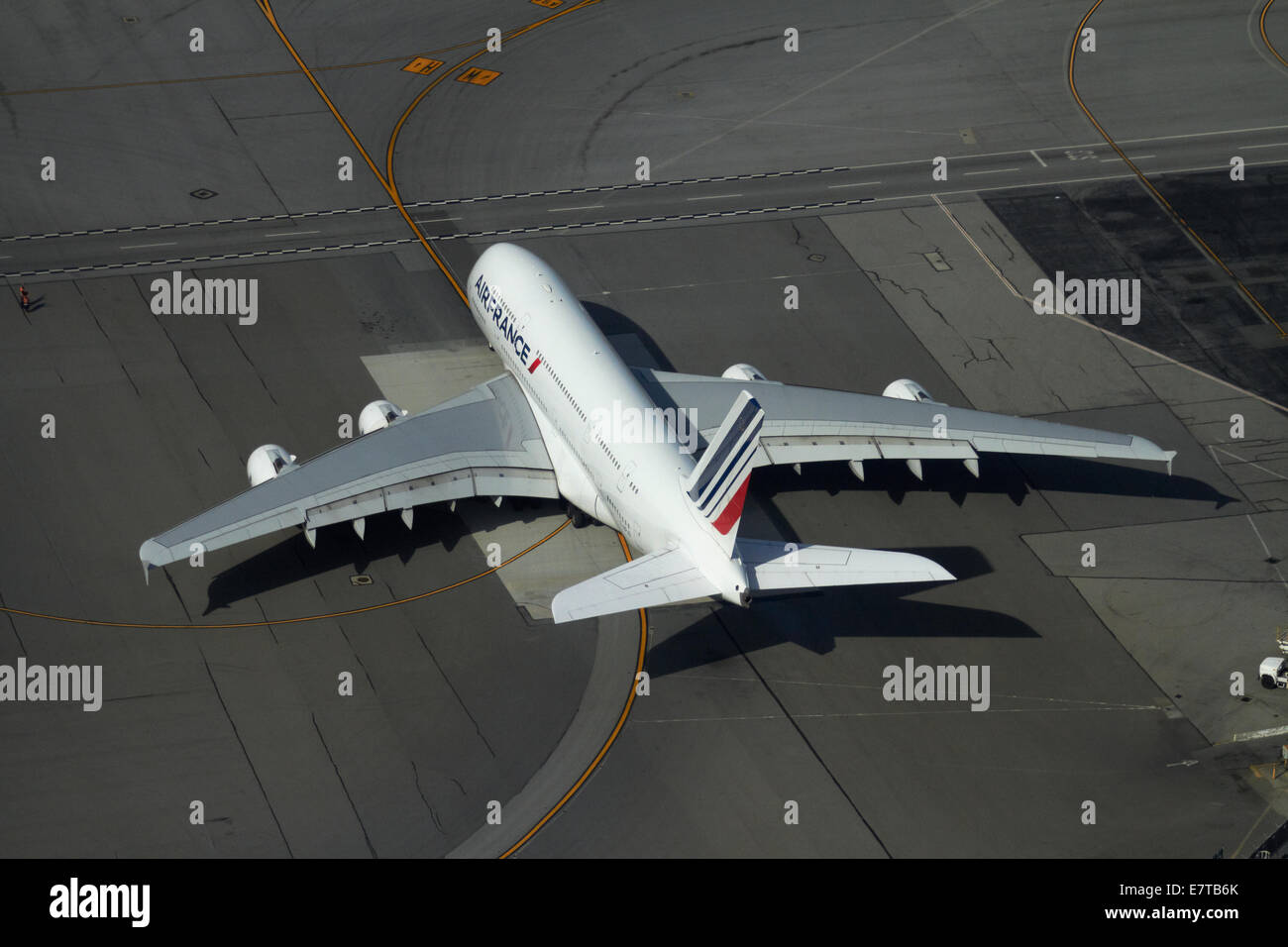 航空機・ヘリコプター Phoenix AirFrance A380 F-HPJG Air France Airbus A380 F-HPJH Phoenix 10776 Scale 1:400