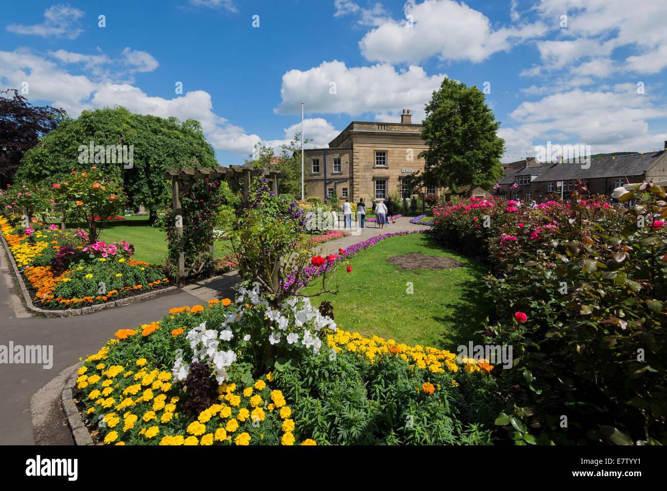 Bath gardens a council run area of lawns, flowersbeds,and seating in ...
