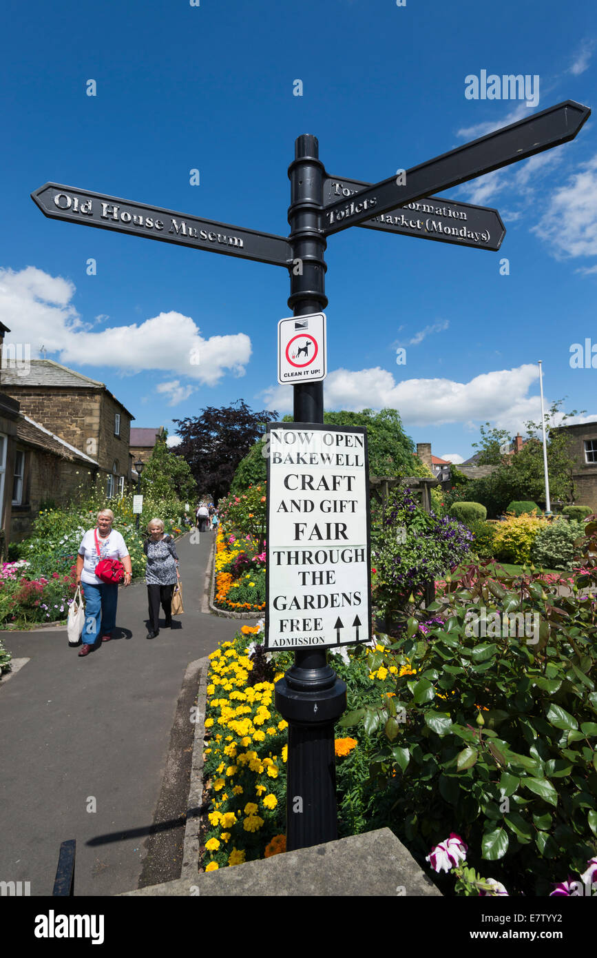 Bath gardens a council run area of lawns, flowersbeds,and seating  in Bakewell Peak District Derbyshire Stock Photo