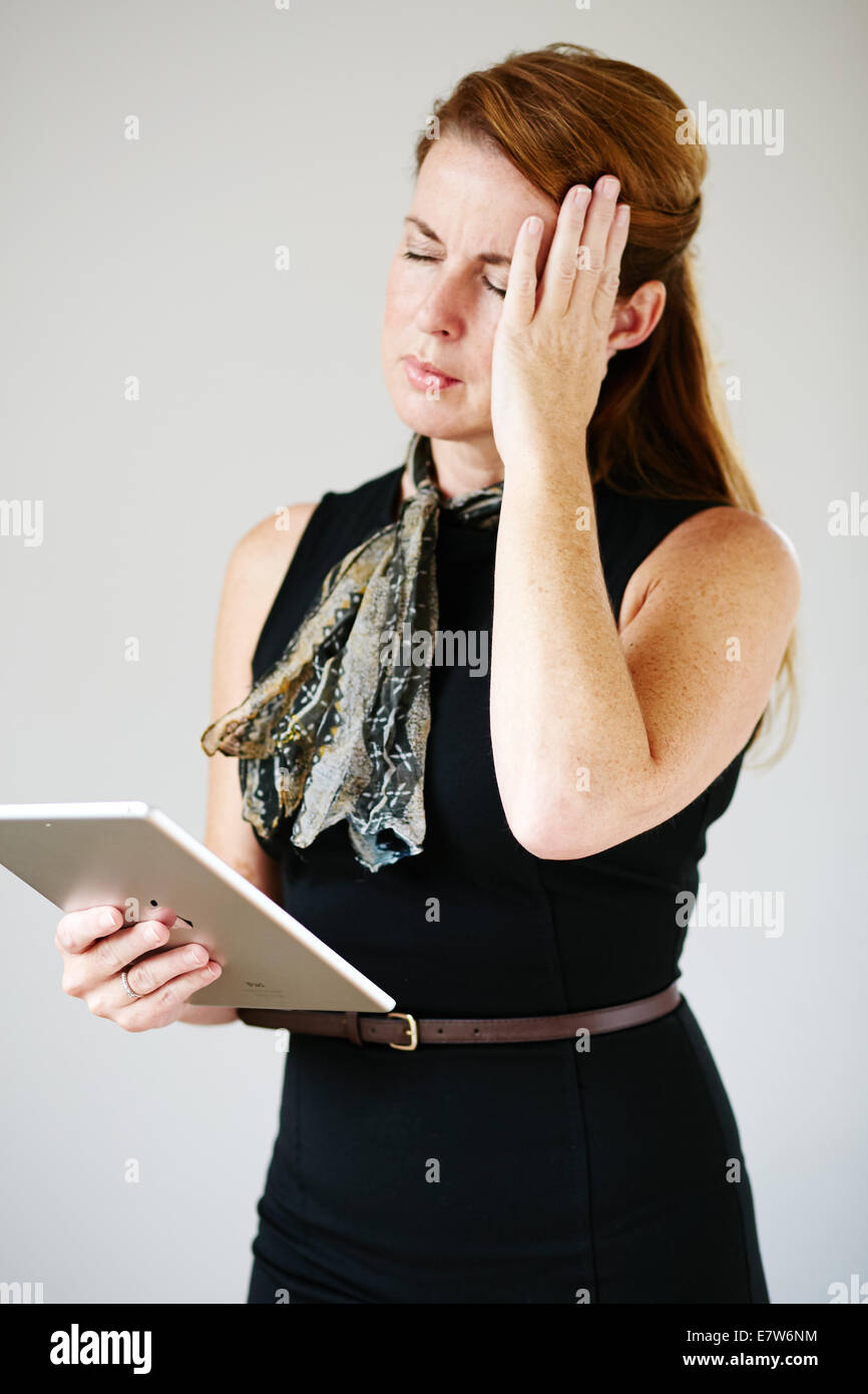 Stress woman stressed headache hi-res stock photography and images - Alamy