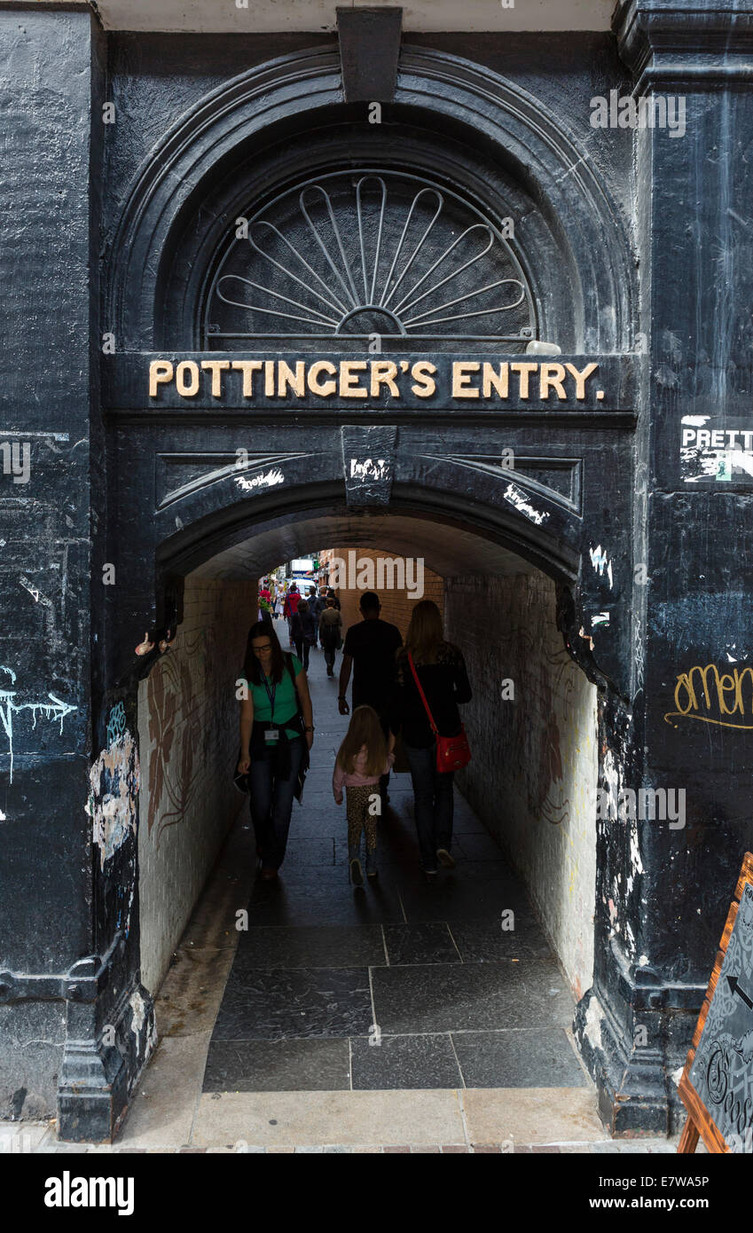 Pottinger's Entry, one of the historic narrow passageways between High St and Ann St, Belfast, Northern Ireland, UK Stock Photo